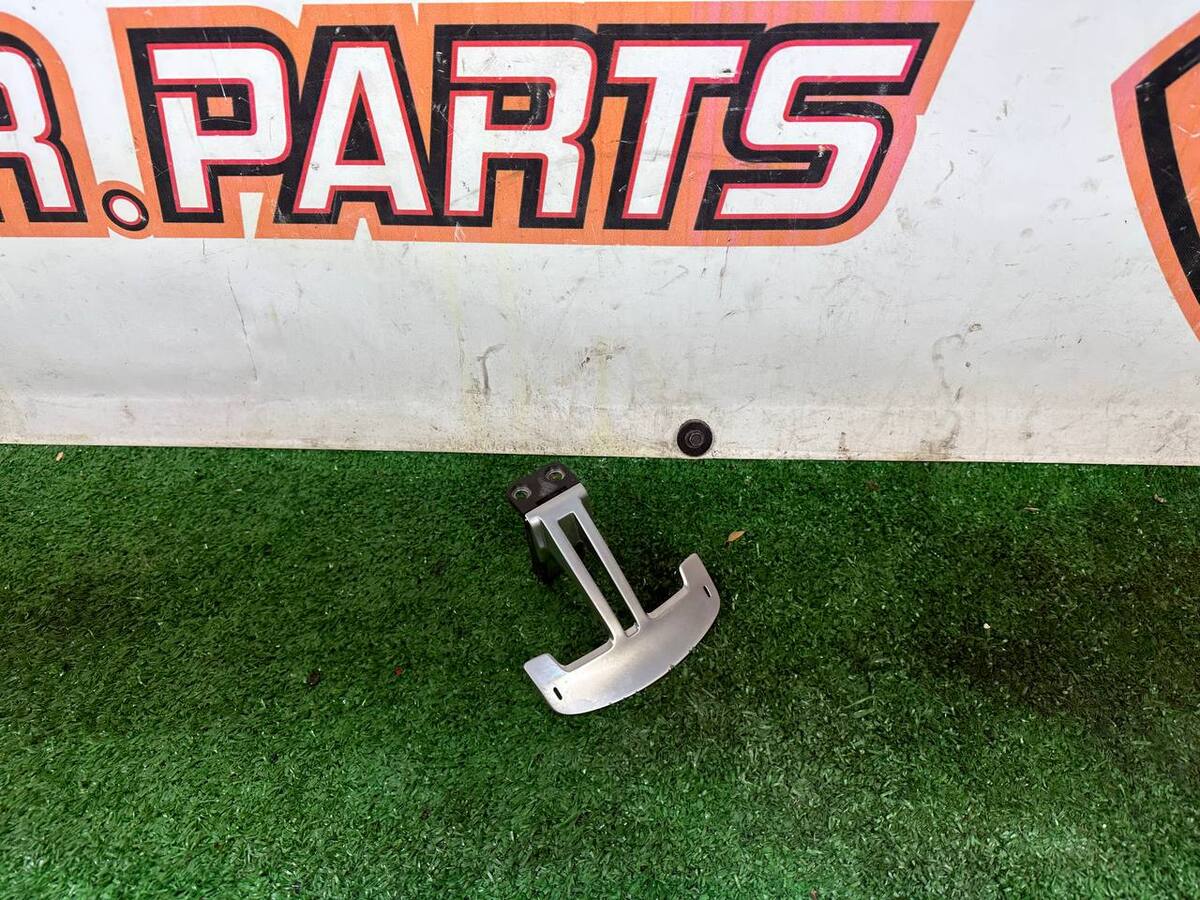 LR139904 Paddle shift left Range Rover Velar L560 (2018-) used